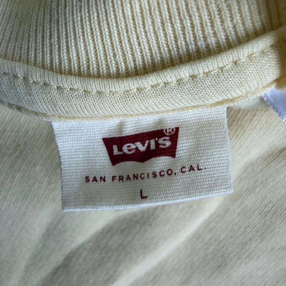 Levi's Sweatshirt Mens Large Yellow Fleece Cropped Crewneck Pullover Logo